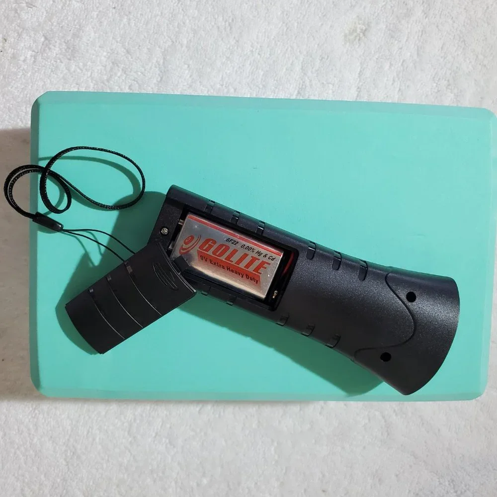 NWOT: BarxBuddy Anti Barking Ultrasonic Sound with LED Lights and Strap Device